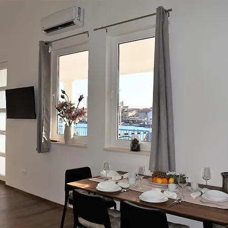 Appartamento Aci Marina Rab Banjol