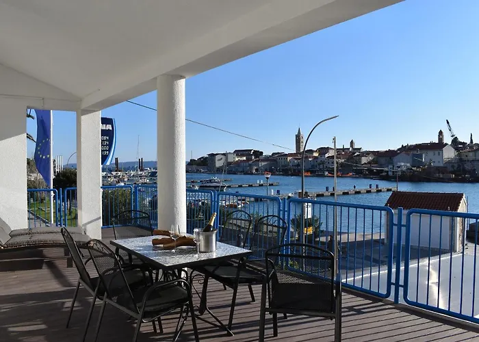Aci Marina Rab